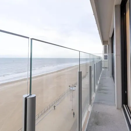 Apartment In With Sea Views